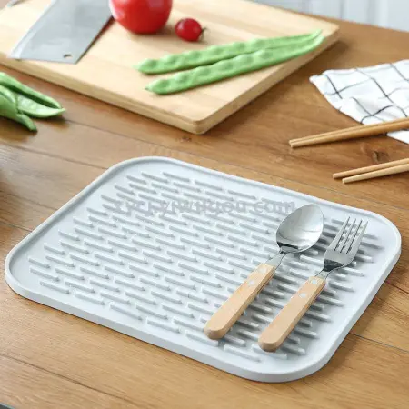 New TPR material table mat, plain blue table mat, pot mat, anti-slip solid color multi-functional heat insulation pad New TPR material table mat, plain blue table mat, pot mat, anti-slip solid color multi-functional heat insulation pad